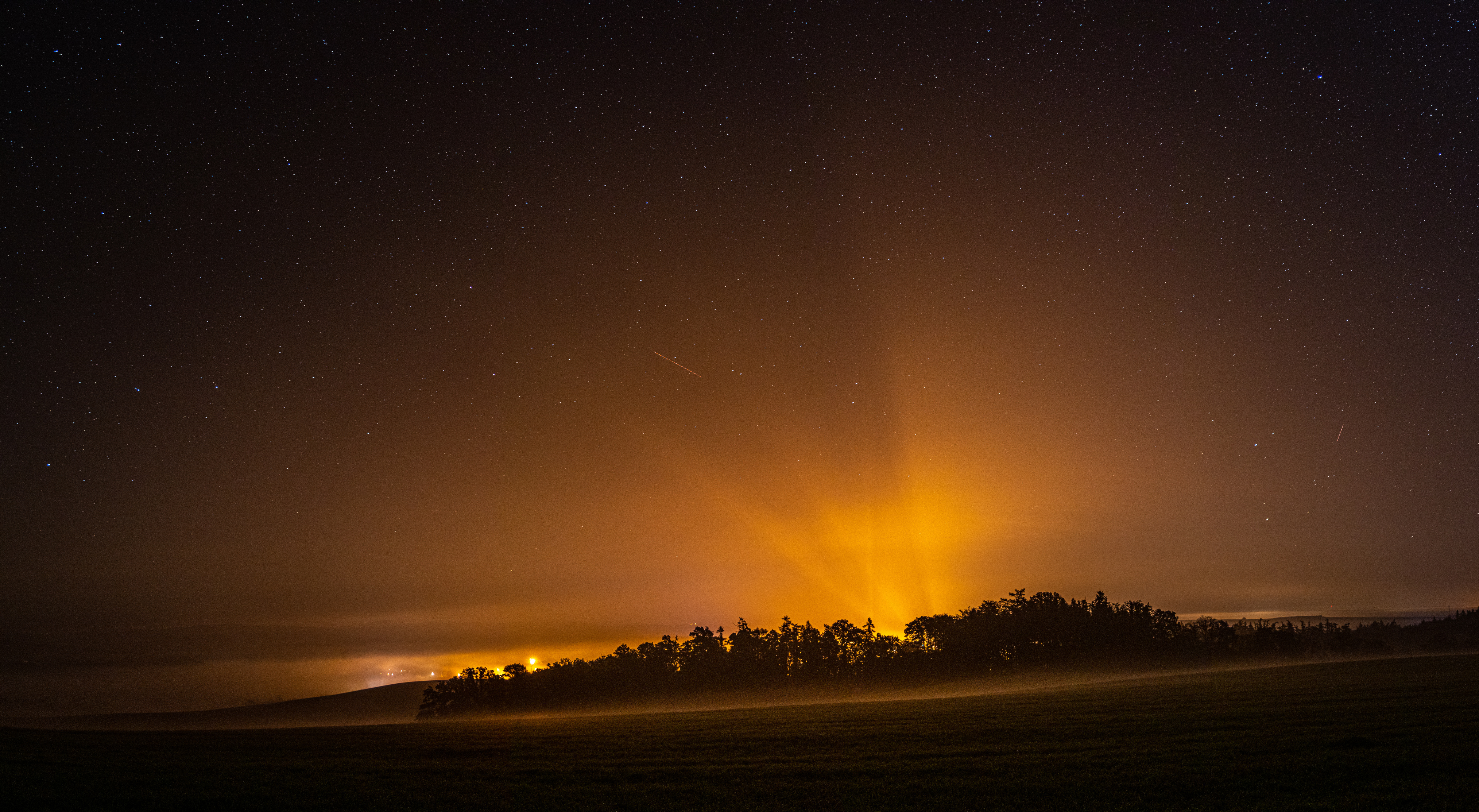 Fotografia: Památka za lesem, Richard Klofáč (Zlechov, ČR)